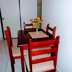  Apartment Oaklands